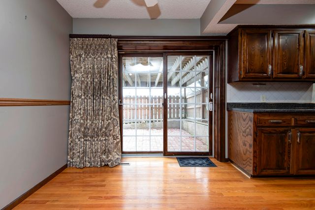 3438 E Carol Drive, Springfield, MO 65809