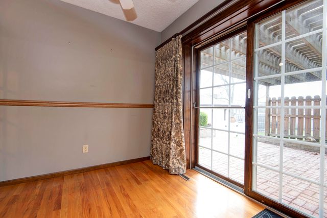 3438 E Carol Drive, Springfield, MO 65809