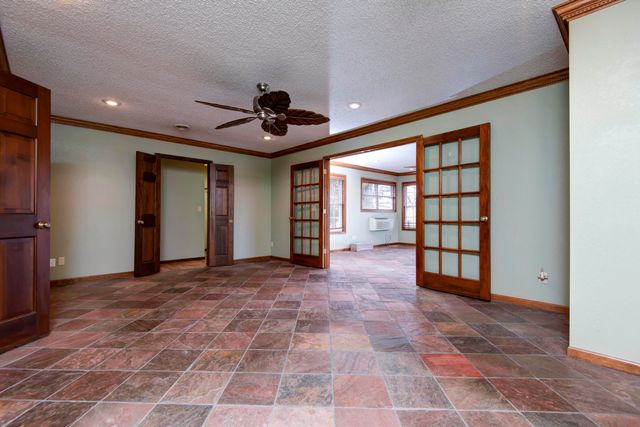 3438 E Carol Drive, Springfield, MO 65809