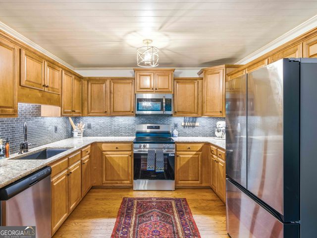 68 Barker Trail Road, Cleveland, GA 30528