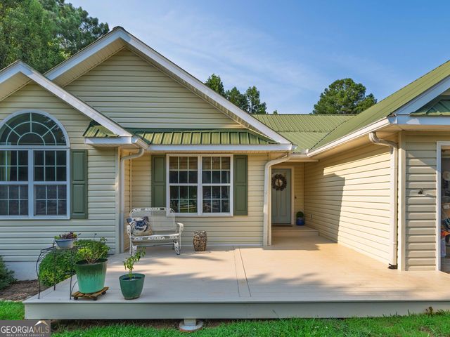 68 Barker Trail Road, Cleveland, GA 30528