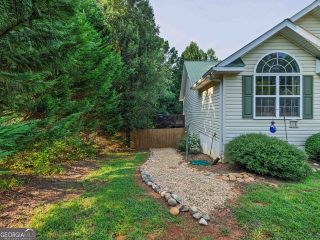 68 Barker Trail Road, Cleveland, GA 30528