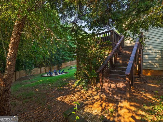 68 Barker Trail Road, Cleveland, GA 30528