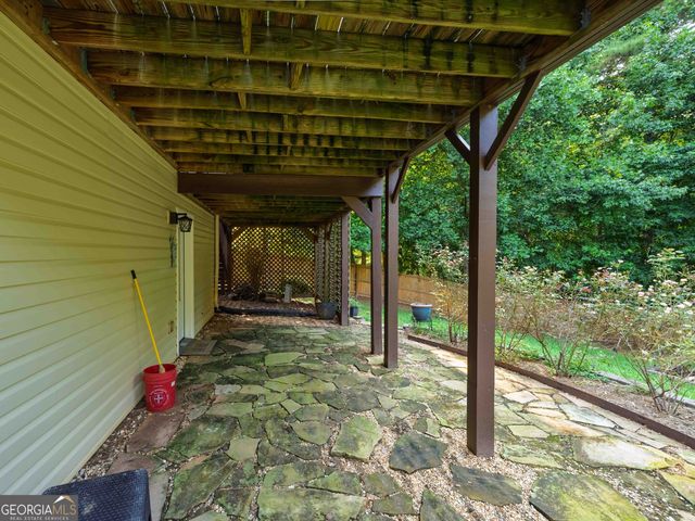 68 Barker Trail Road, Cleveland, GA 30528