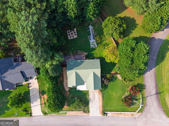 68 Barker Trail Road, Cleveland, GA 30528