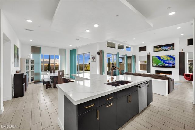 12556 Lilac Trail Avenue, Las Vegas, NV 89138