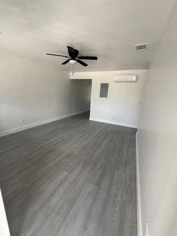 1016 Palm Beach Lakes Boulevard 1018, West Palm Beach, FL 33401