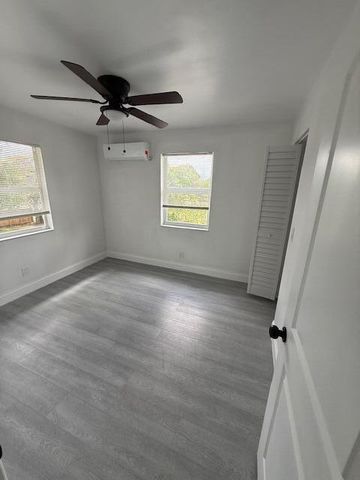 1016 Palm Beach Lakes Boulevard 1018, West Palm Beach, FL 33401