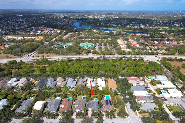 1703 W Community Drive, Jupiter, FL 33458