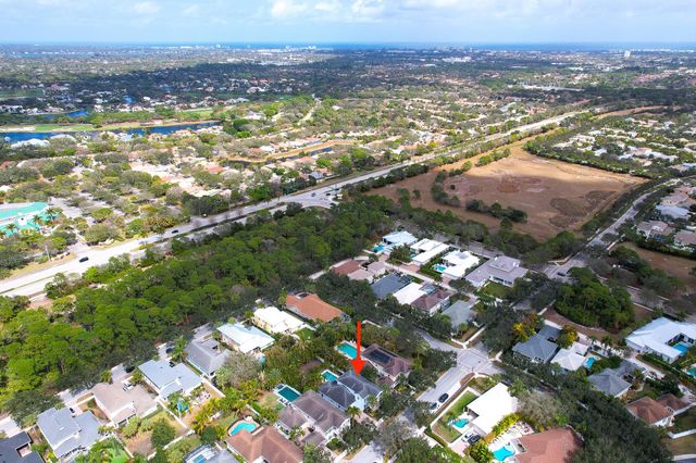 1703 W Community Drive, Jupiter, FL 33458