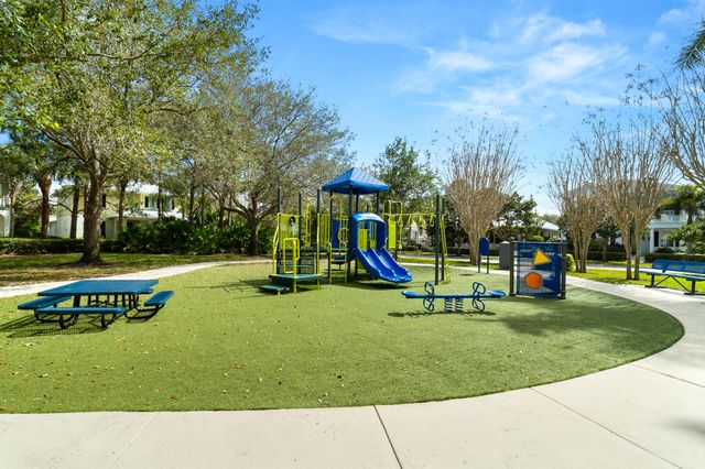 1703 W Community Drive, Jupiter, FL 33458