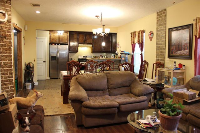 7107 Avenue I, Houston, TX 77011