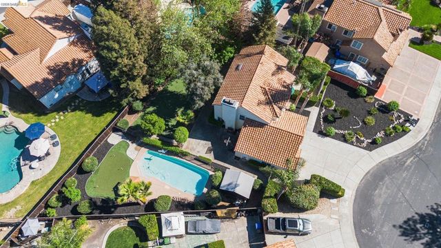 1264 Ocean Ct, Brentwood, CA 94513