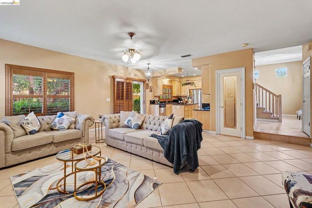 1264 Ocean Ct, Brentwood, CA 94513