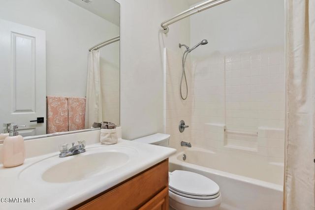 2438 Kipana Avenue, Ventura, CA 93001