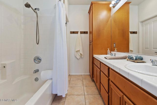 2438 Kipana Avenue, Ventura, CA 93001