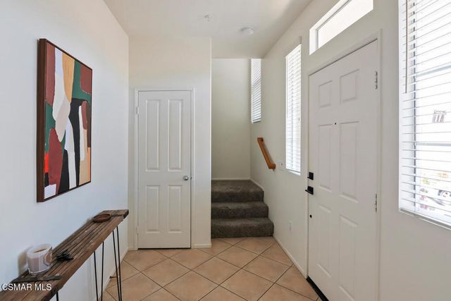 2438 Kipana Avenue, Ventura, CA 93001