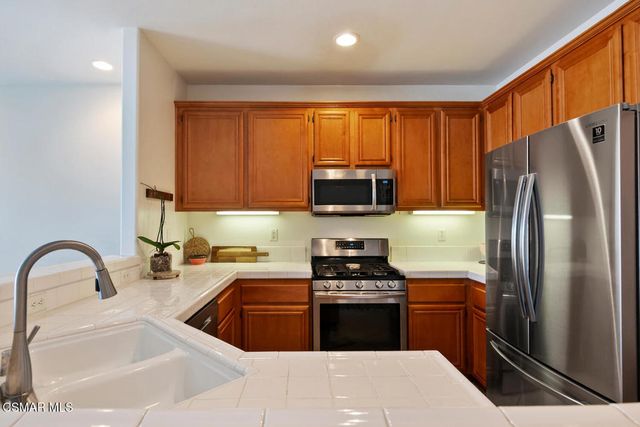 2438 Kipana Avenue, Ventura, CA 93001