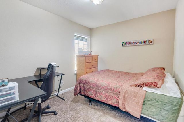 648 Pismo Way, Los Banos, CA 93635