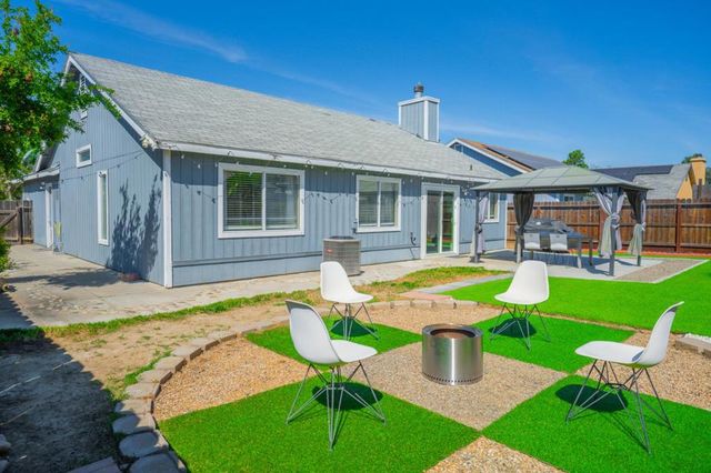 648 Pismo Way, Los Banos, CA 93635