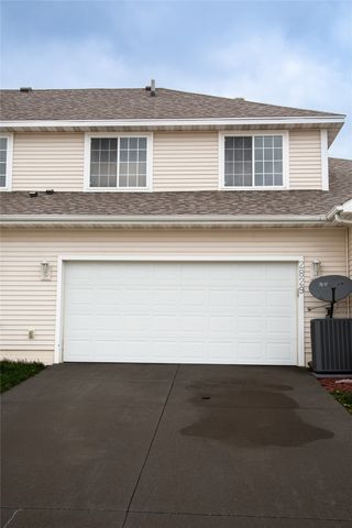 2829 Orinoco Court SW, Altoona, IA 50009