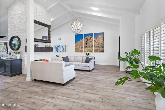 7480 E SWEETWATER Avenue, Scottsdale, AZ 85260