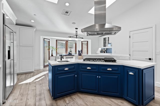 7480 E SWEETWATER Avenue, Scottsdale, AZ 85260