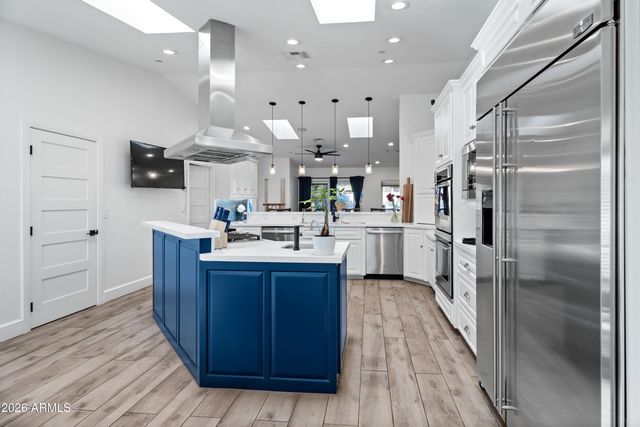 7480 E SWEETWATER Avenue, Scottsdale, AZ 85260