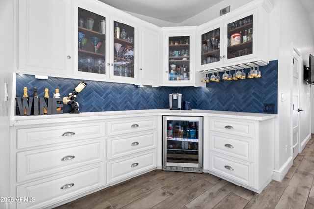 7480 E SWEETWATER Avenue, Scottsdale, AZ 85260