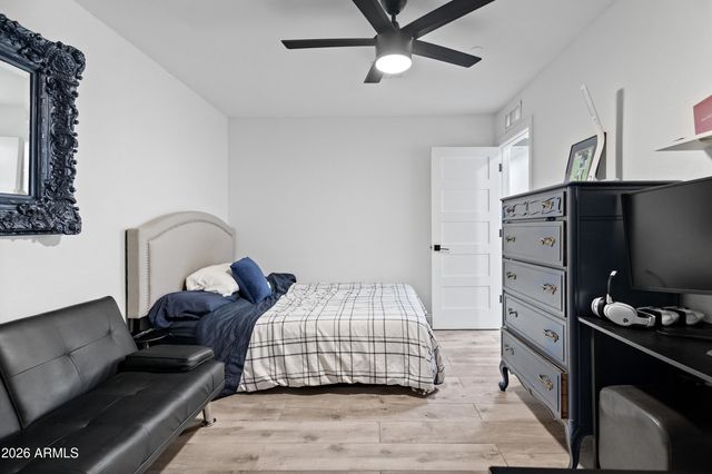 7480 E SWEETWATER Avenue, Scottsdale, AZ 85260