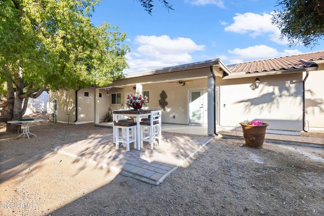 7480 E SWEETWATER Avenue, Scottsdale, AZ 85260