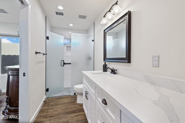 7480 E SWEETWATER Avenue, Scottsdale, AZ 85260