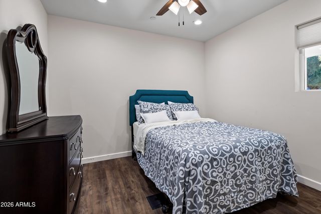 7480 E SWEETWATER Avenue, Scottsdale, AZ 85260