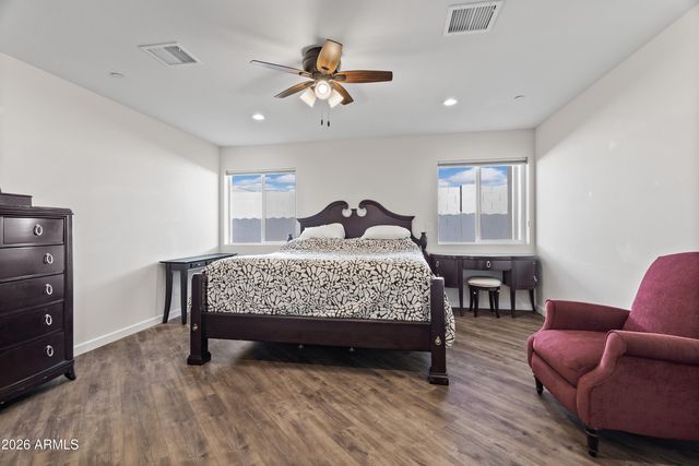 7480 E SWEETWATER Avenue, Scottsdale, AZ 85260