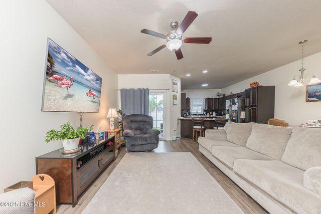 512 Caldwell Loop, Jacksonville, NC 28546