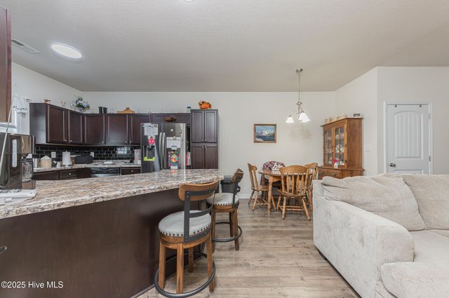 512 Caldwell Loop, Jacksonville, NC 28546