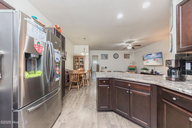 512 Caldwell Loop, Jacksonville, NC 28546