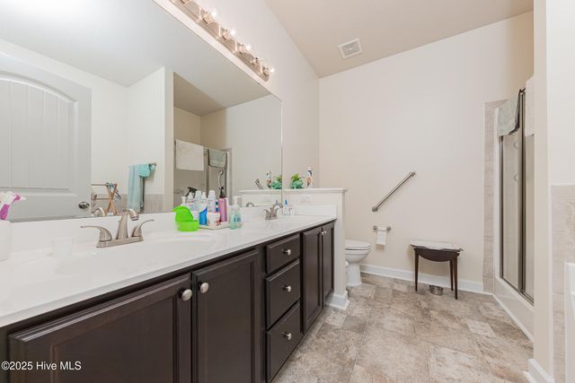 512 Caldwell Loop, Jacksonville, NC 28546