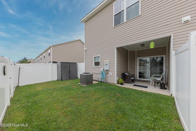 512 Caldwell Loop, Jacksonville, NC 28546