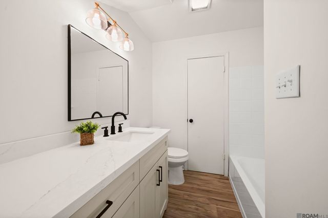 9116 Fox Run Ave, Baton Rouge, LA 70808