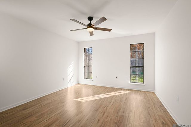 9116 Fox Run Ave, Baton Rouge, LA 70808