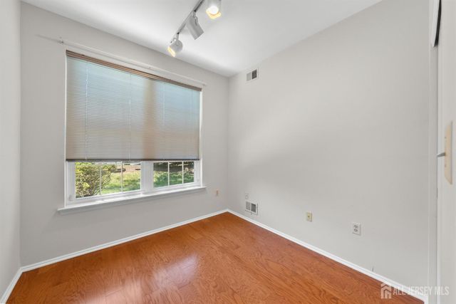 6111 Cedar Court, South Brunswick, NJ 08852