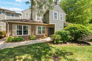 6111 Cedar Court, South Brunswick, NJ 08852