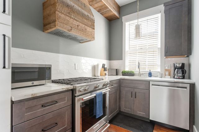 114 Spring Street, Charleston, SC 29403