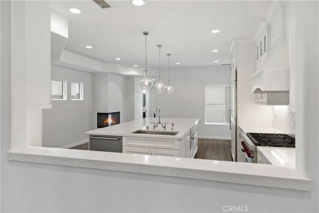 617 8th Street, Huntington Beach, CA 92648