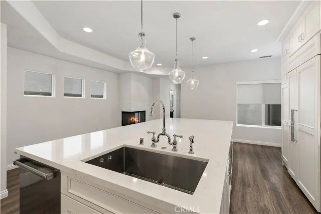 617 8th Street, Huntington Beach, CA 92648