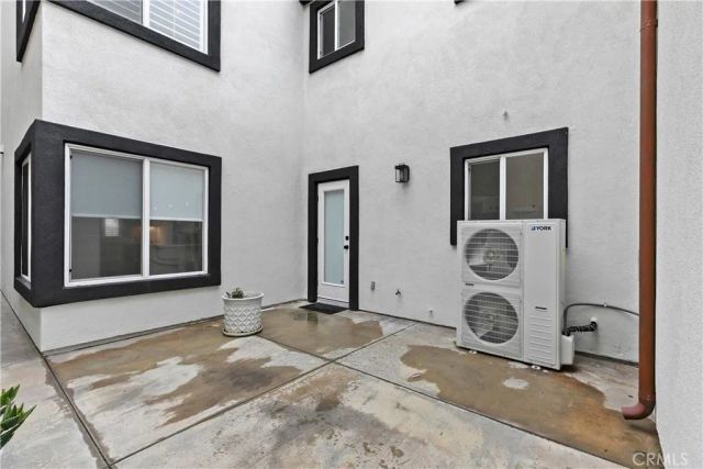 617 8th Street, Huntington Beach, CA 92648
