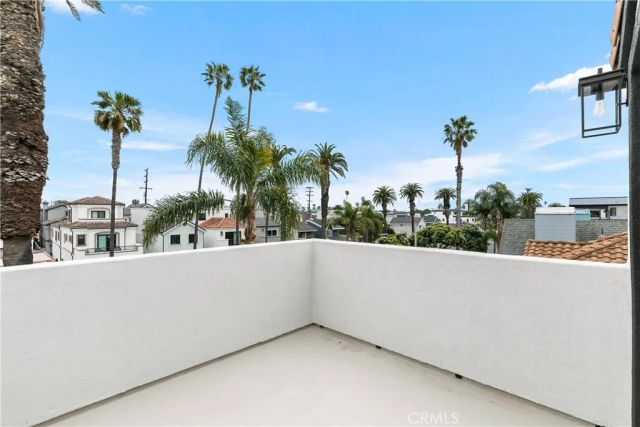 617 8th Street, Huntington Beach, CA 92648