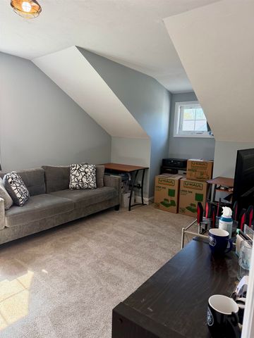 4 Bartons Ridge Road, Greenville, NH 03048