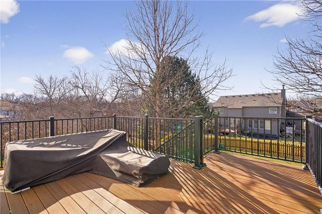 15230 Woodson Lane, Overland Park, KS 66223